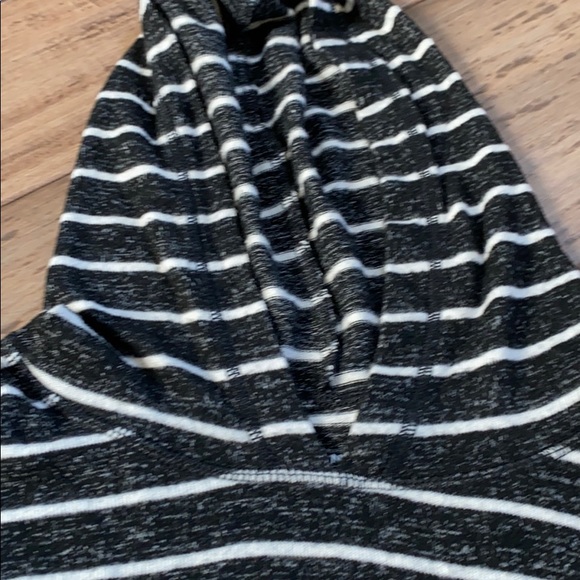 Long sleeve - Picture 3 of 3